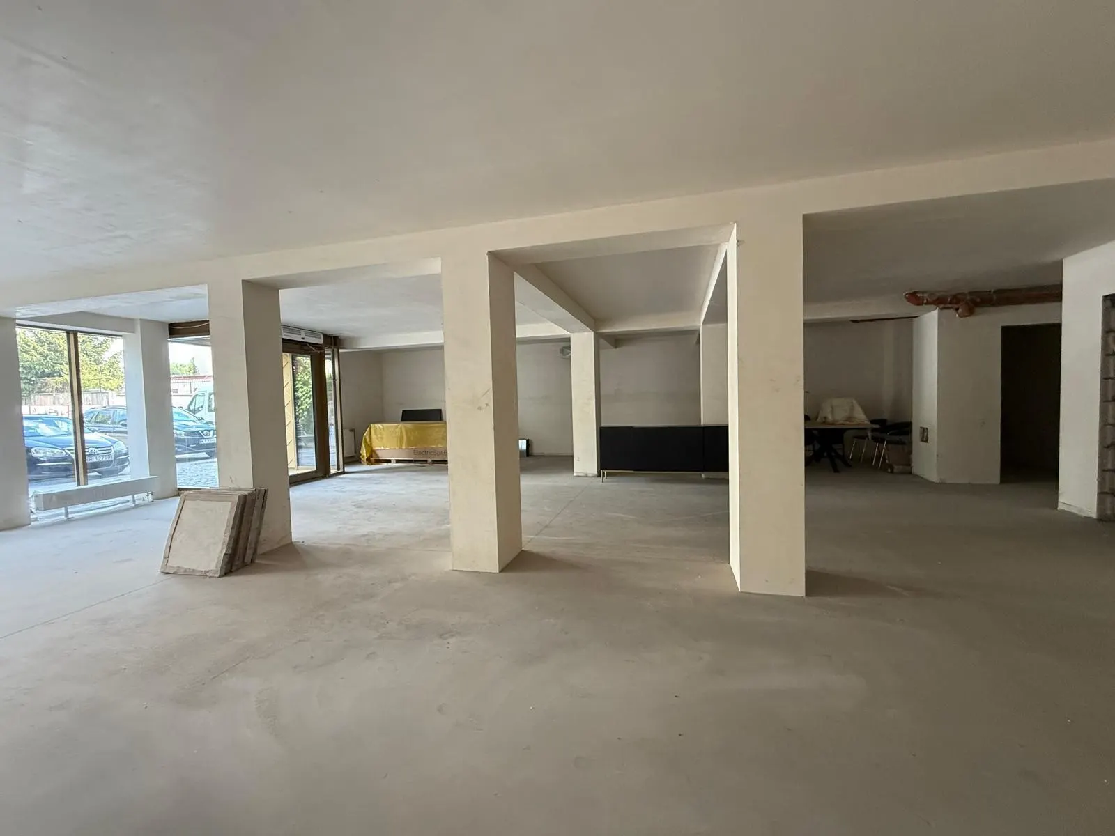 Kielce centrum – lokal 130 m², parter z witryną