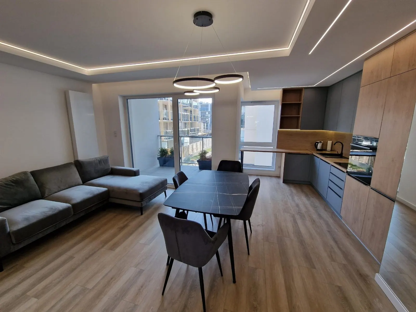 Klonowy Bulwar – 3 pokoje, balkon, 2024 r.