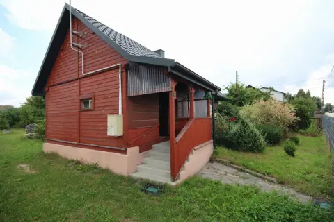 Dom 50 m² w Żarczycach Dużych z działką 796 m²
