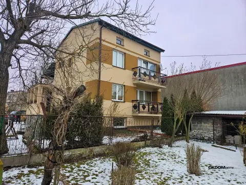 Kameralny dom do zamieszkania - Jędrzejów